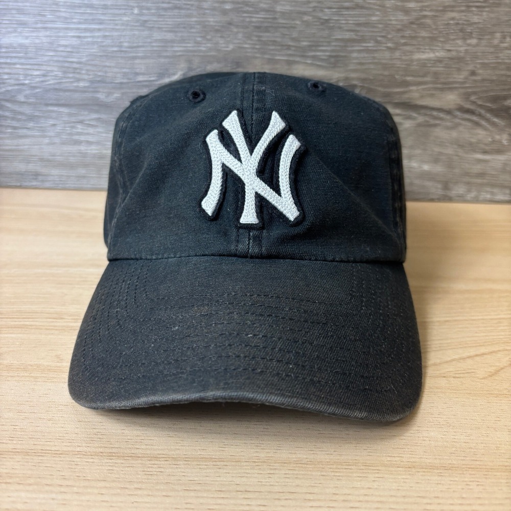 New York Yankees Hat Cap Strap Back Black Faded MLB Baseball '47 - Picture 2 of 9